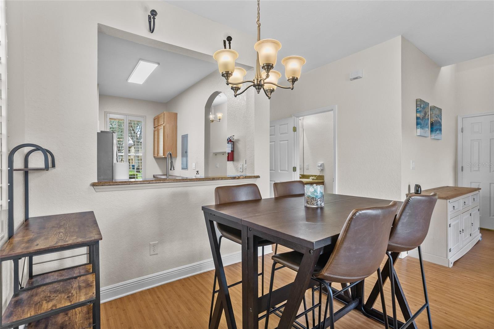 Image 15 of 57 For 3102 Calabria Avenue 3102