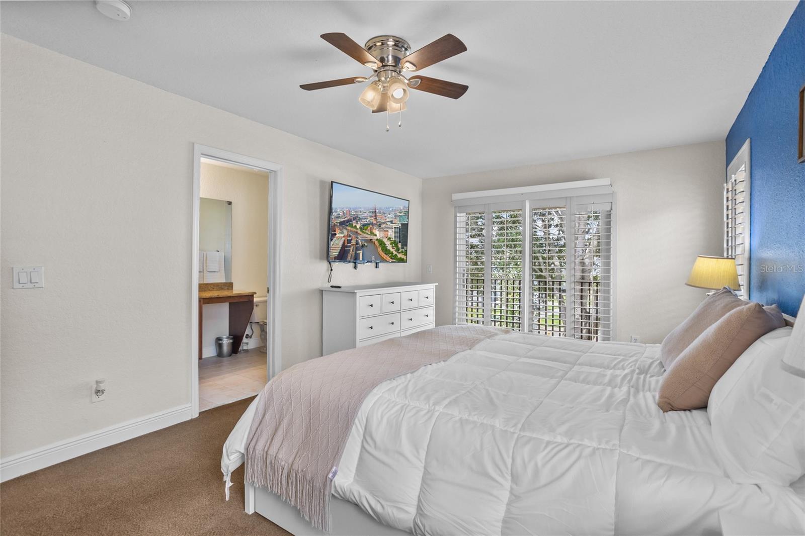Image 29 of 57 For 3102 Calabria Avenue 3102
