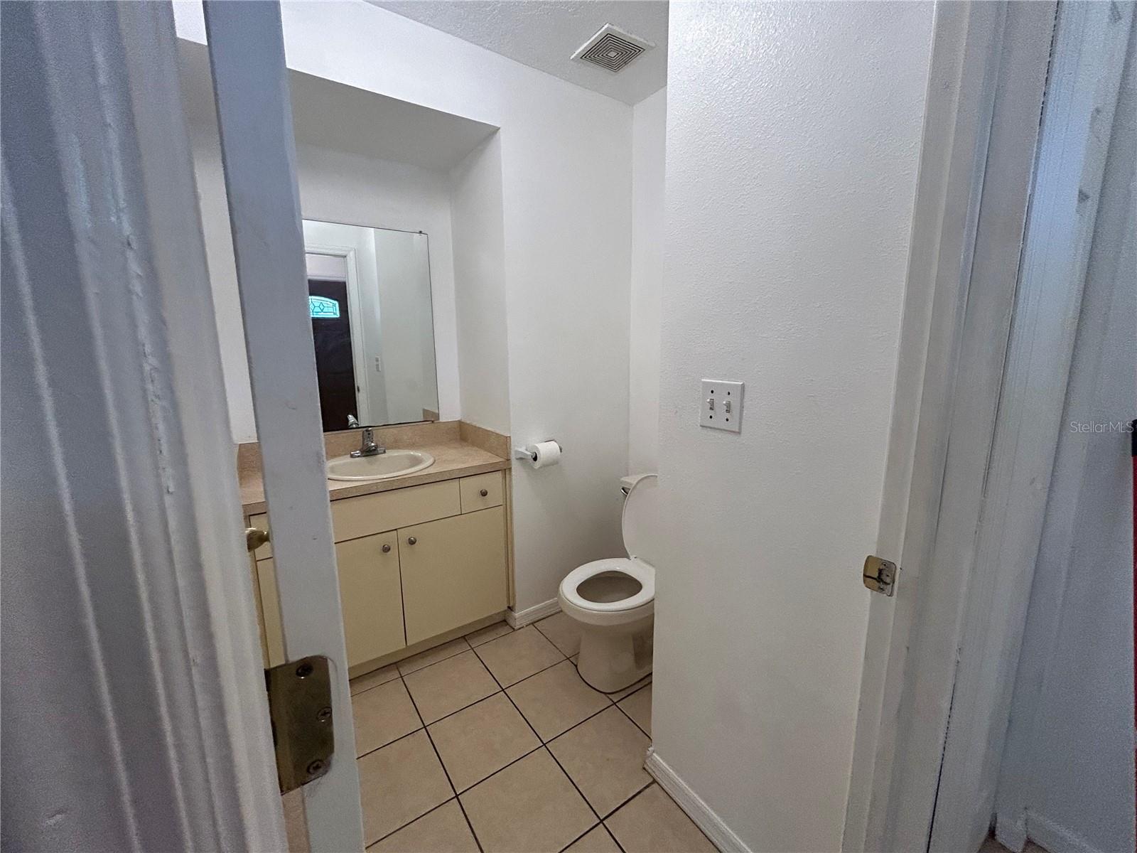 Image 4 of 13 For 1775 Hamilton Street