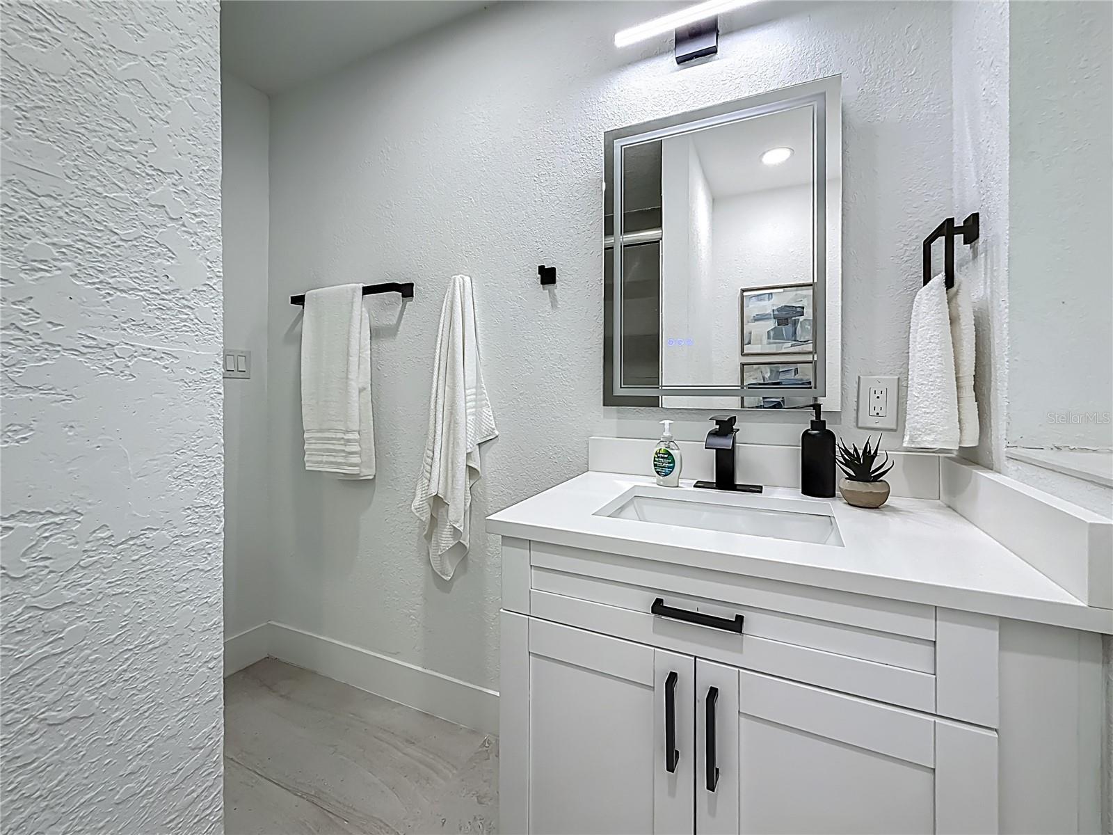 Image 33 of 58 For 572 Baywood Drive N