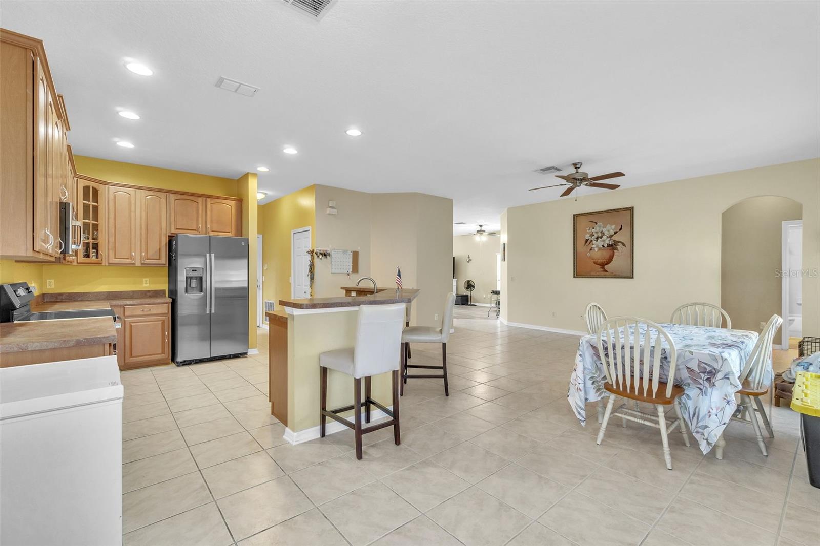 Image 10 of 43 For 8832 Palisades Beach Avenue