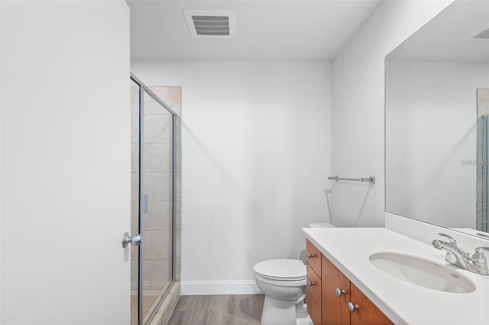 Image 11 of 11 For 1208 Kennedy Boulevard 824