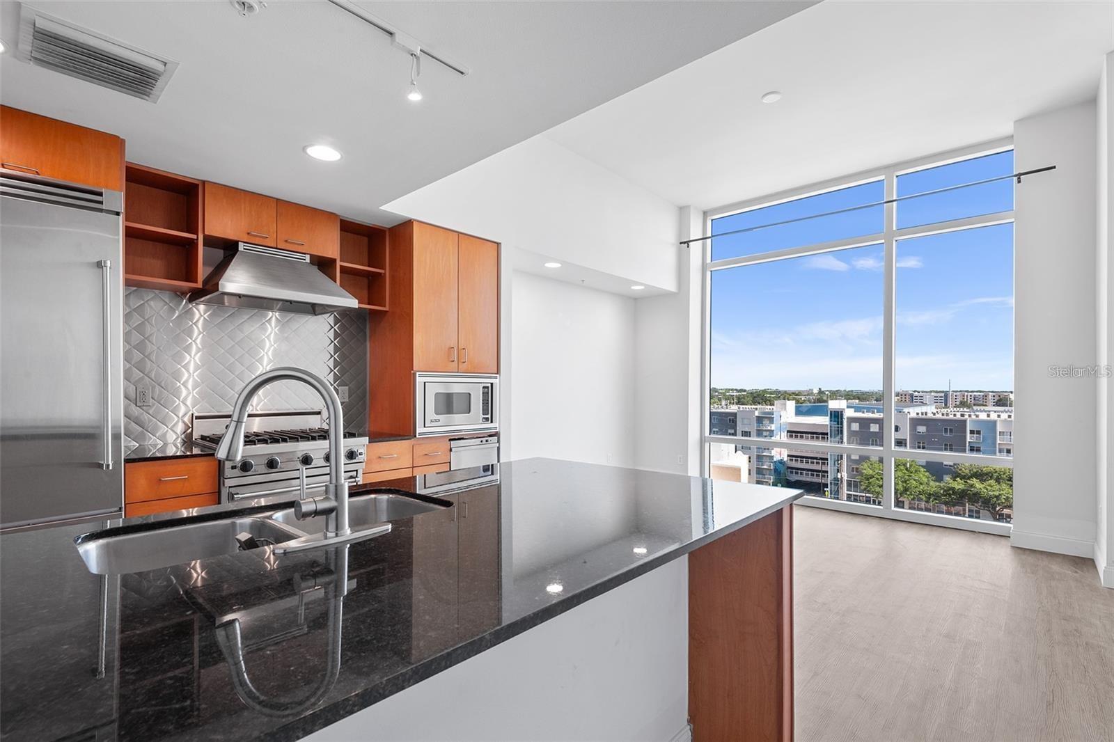 Image 5 of 11 For 1208 Kennedy Boulevard 824
