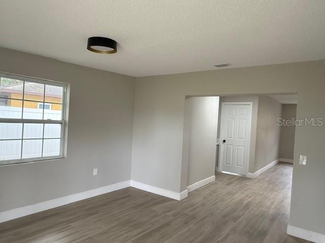 Image 20 of 46 For 2539 Christine Drive