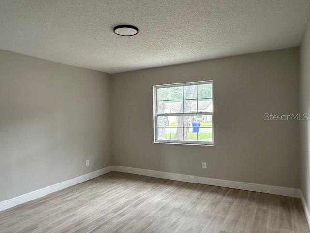 Image 27 of 46 For 2539 Christine Drive