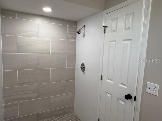 Image 31 of 46 For 2539 Christine Drive