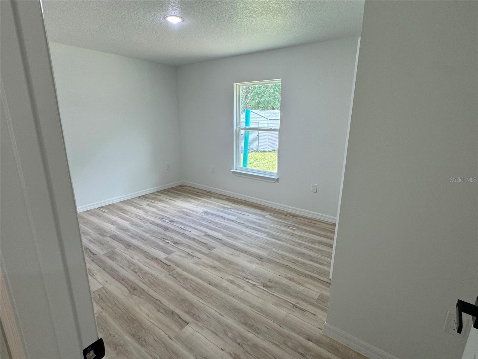 Image 11 of 17 For 3244 Deal Street