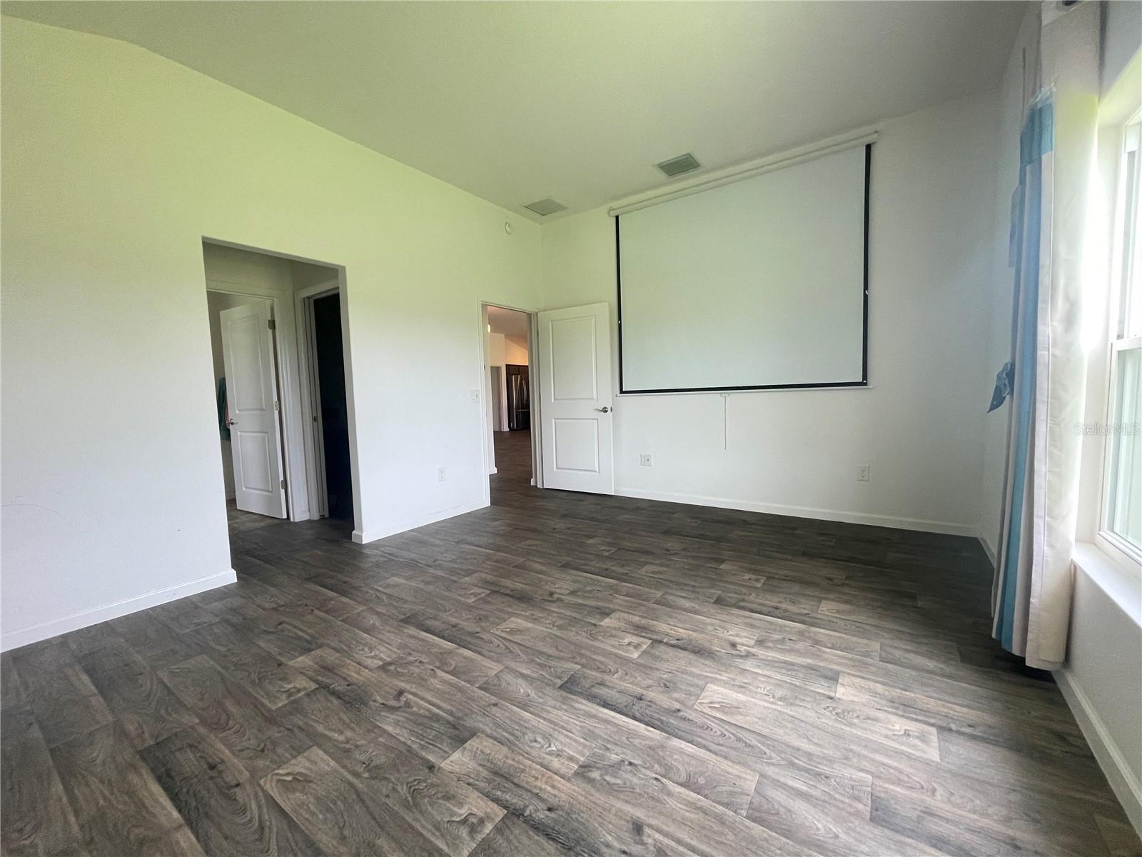 Image 11 of 38 For 11216 Roz Way