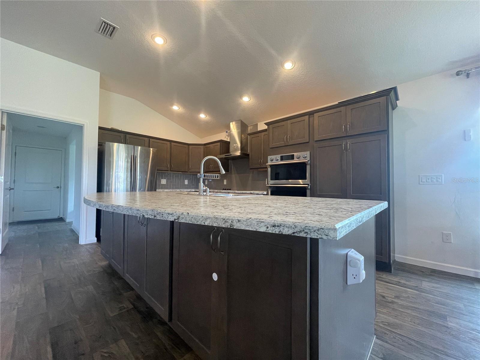 Image 4 of 38 For 11216 Roz Way