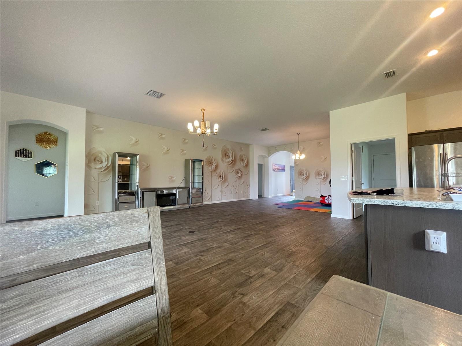 Image 8 of 38 For 11216 Roz Way