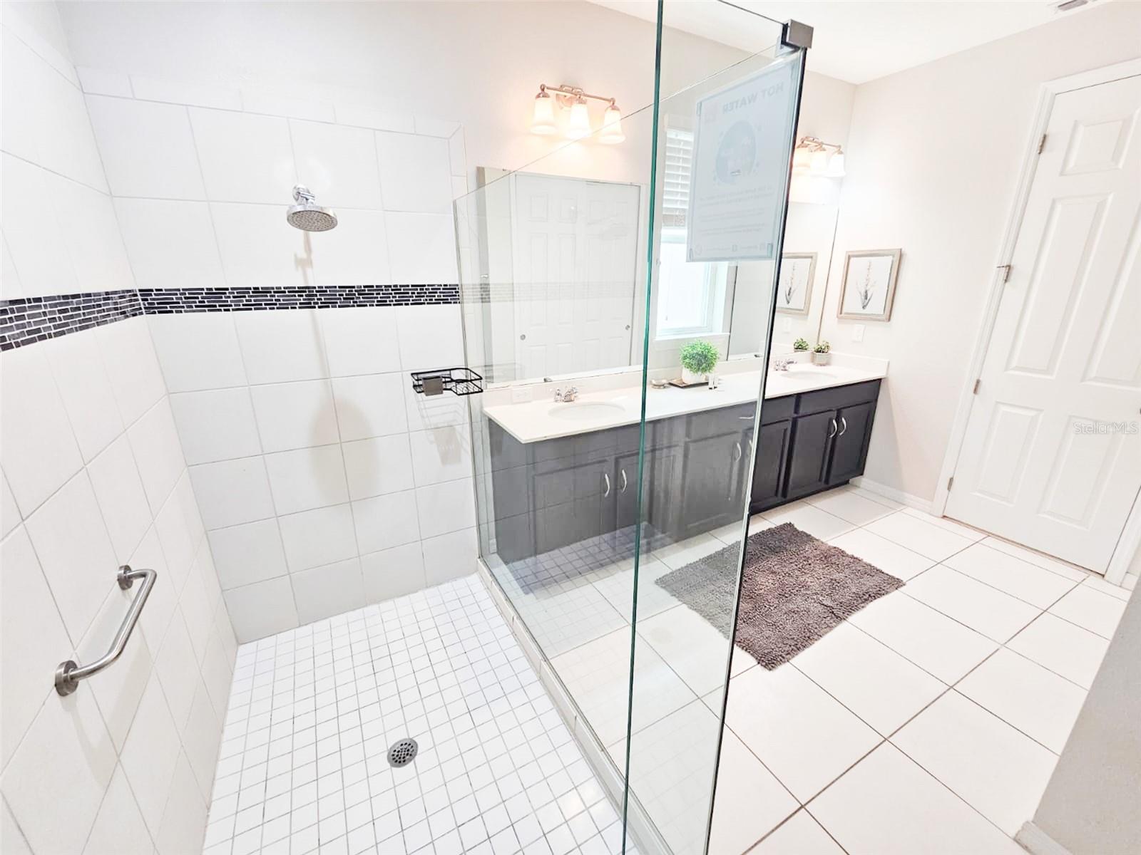 Image 47 of 76 For 1811 Sawyer Palm Place