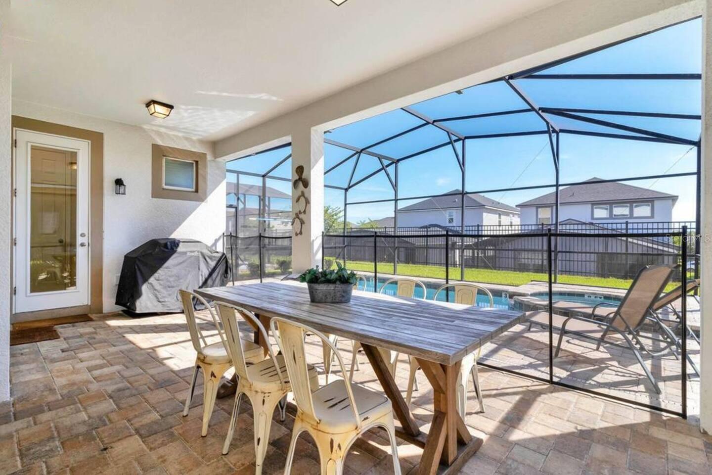 Image 55 of 76 For 1811 Sawyer Palm Place