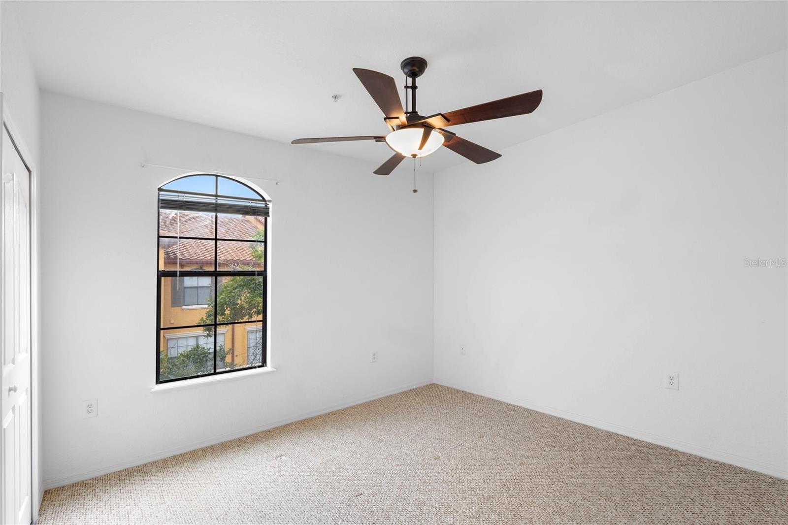 Image 20 of 29 For 6135 Metrowest Boulevard 105