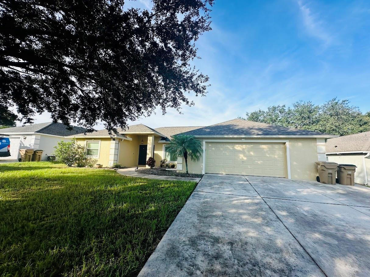 Image 2 of 20 For 14326 Sanhatchee Street