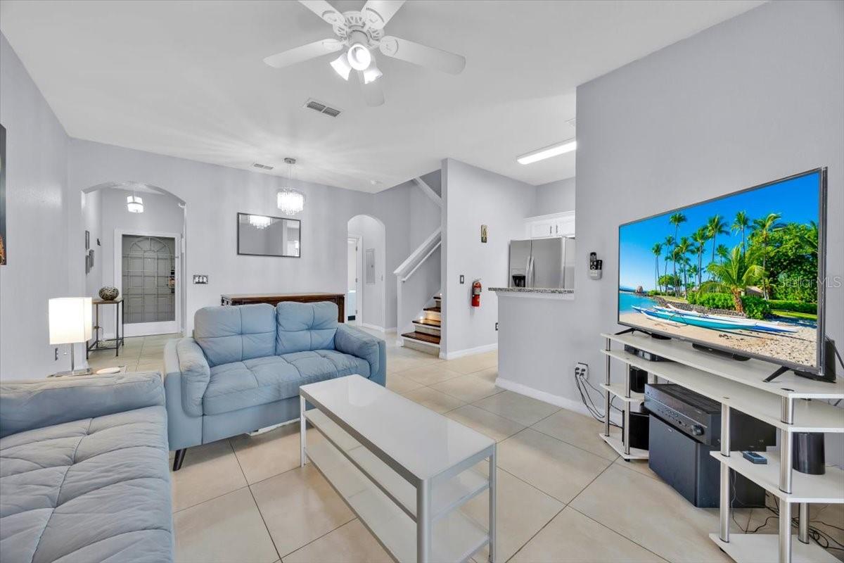 Image 16 of 46 For 2214 Calabria Avenue