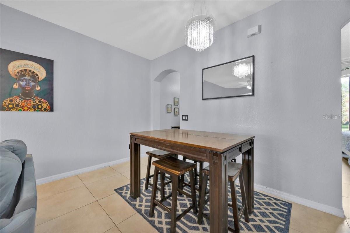 Image 17 of 46 For 2214 Calabria Avenue