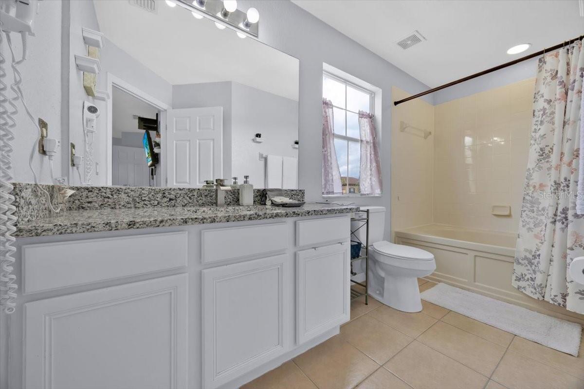 Image 21 of 46 For 2214 Calabria Avenue
