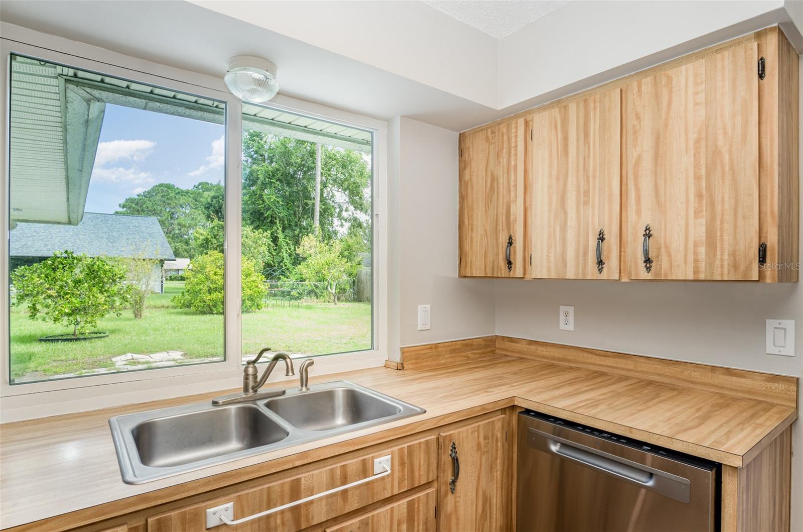 Image 12 of 28 For 25 Fillmore Lane