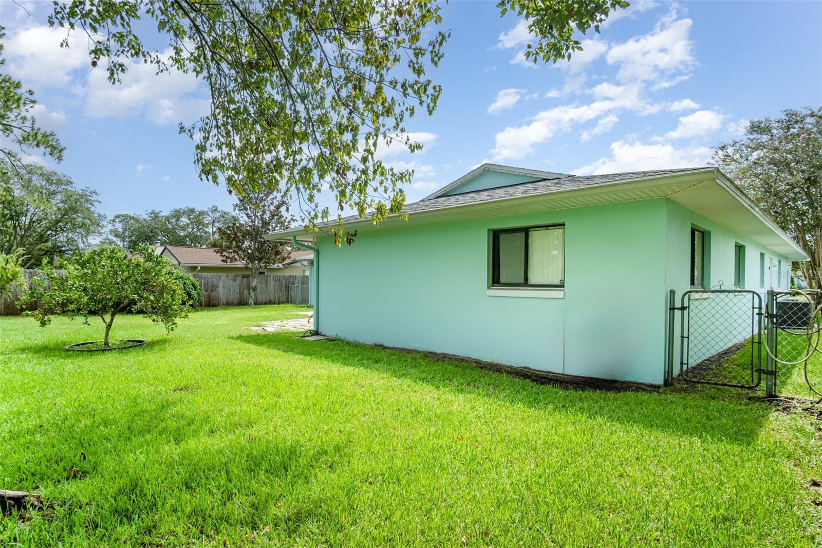 Image 24 of 28 For 25 Fillmore Lane