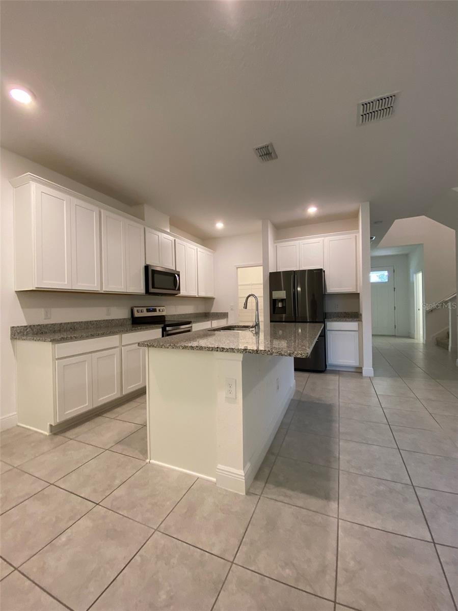 Image 10 of 22 For 9826 Amber Chestnut Way