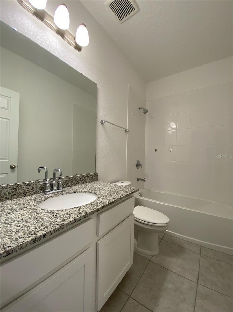 Image 17 of 22 For 9826 Amber Chestnut Way
