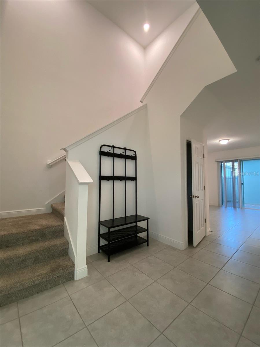 Image 2 of 22 For 9826 Amber Chestnut Way