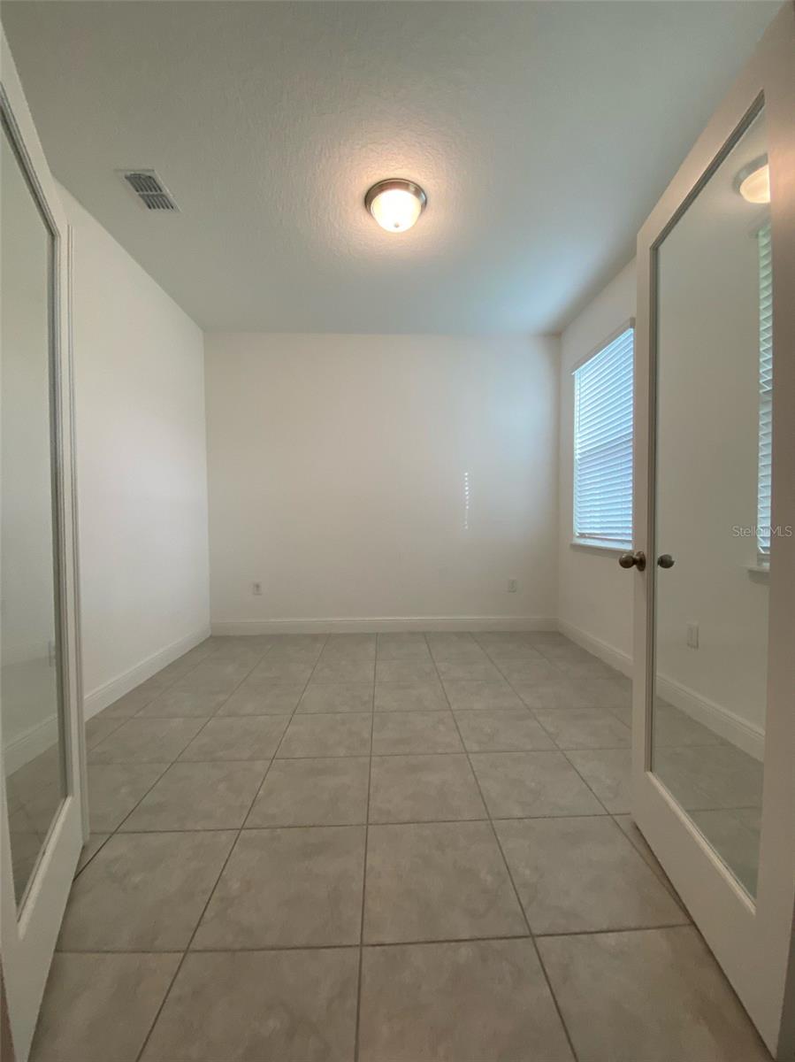 Image 3 of 22 For 9826 Amber Chestnut Way