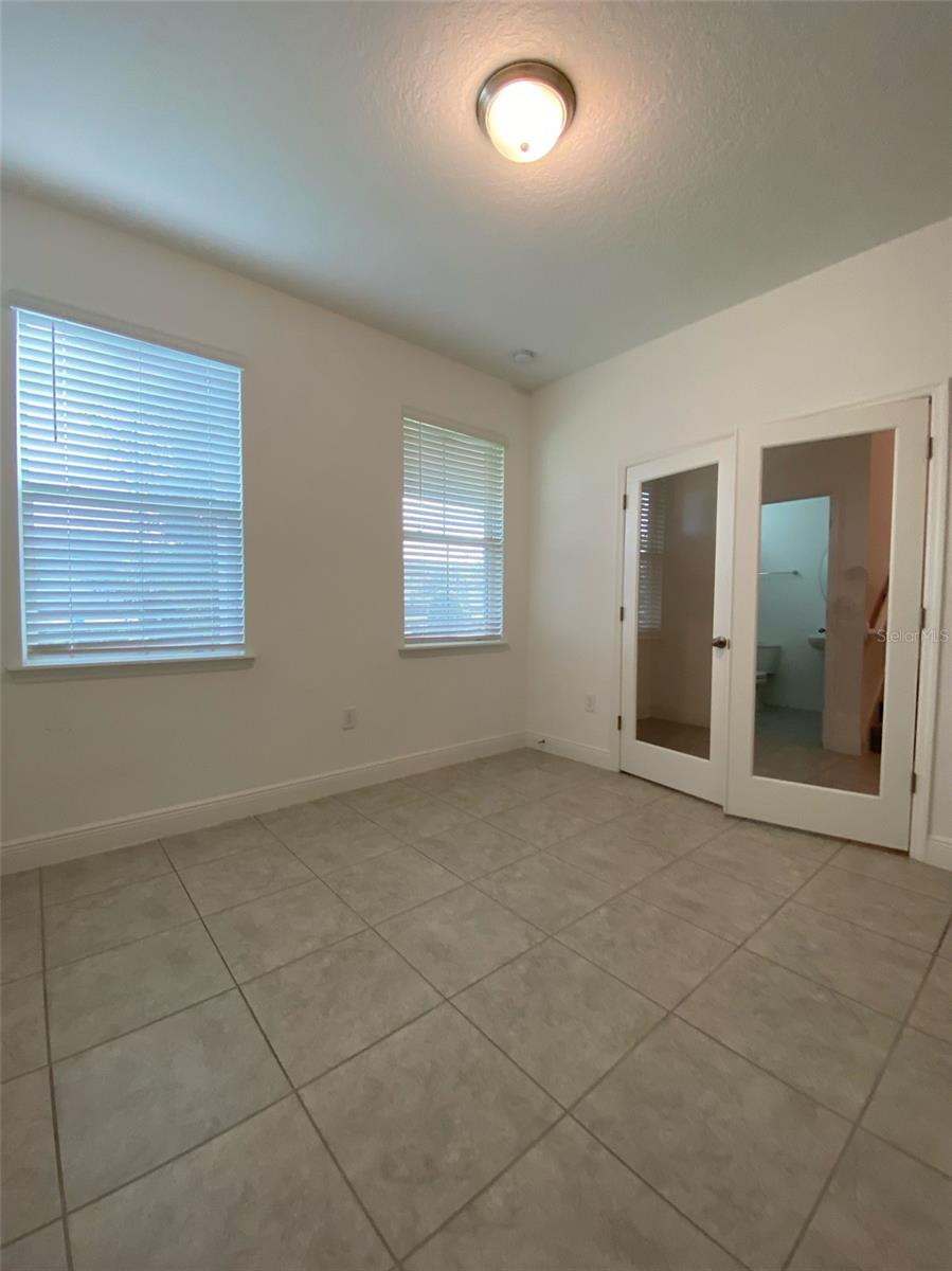 Image 4 of 22 For 9826 Amber Chestnut Way