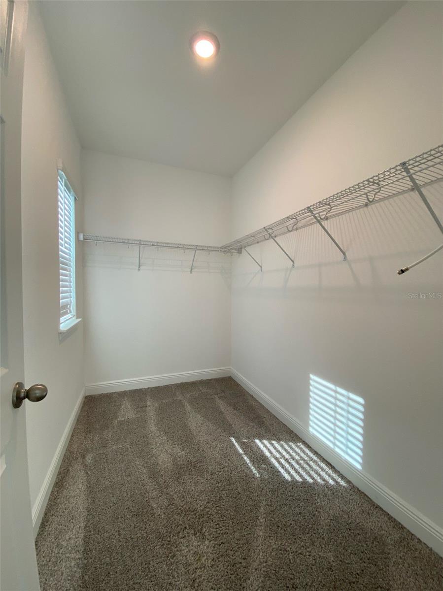 Image 5 of 22 For 9826 Amber Chestnut Way