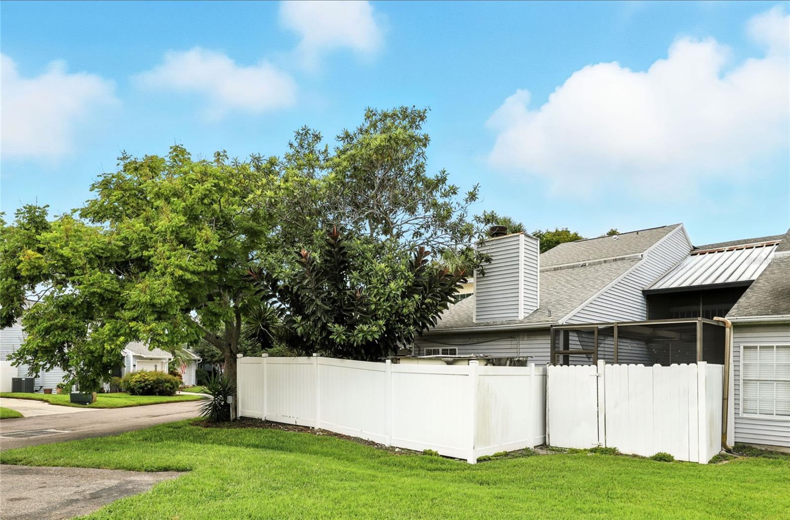 Image 29 of 33 For 149 Northshore Circle