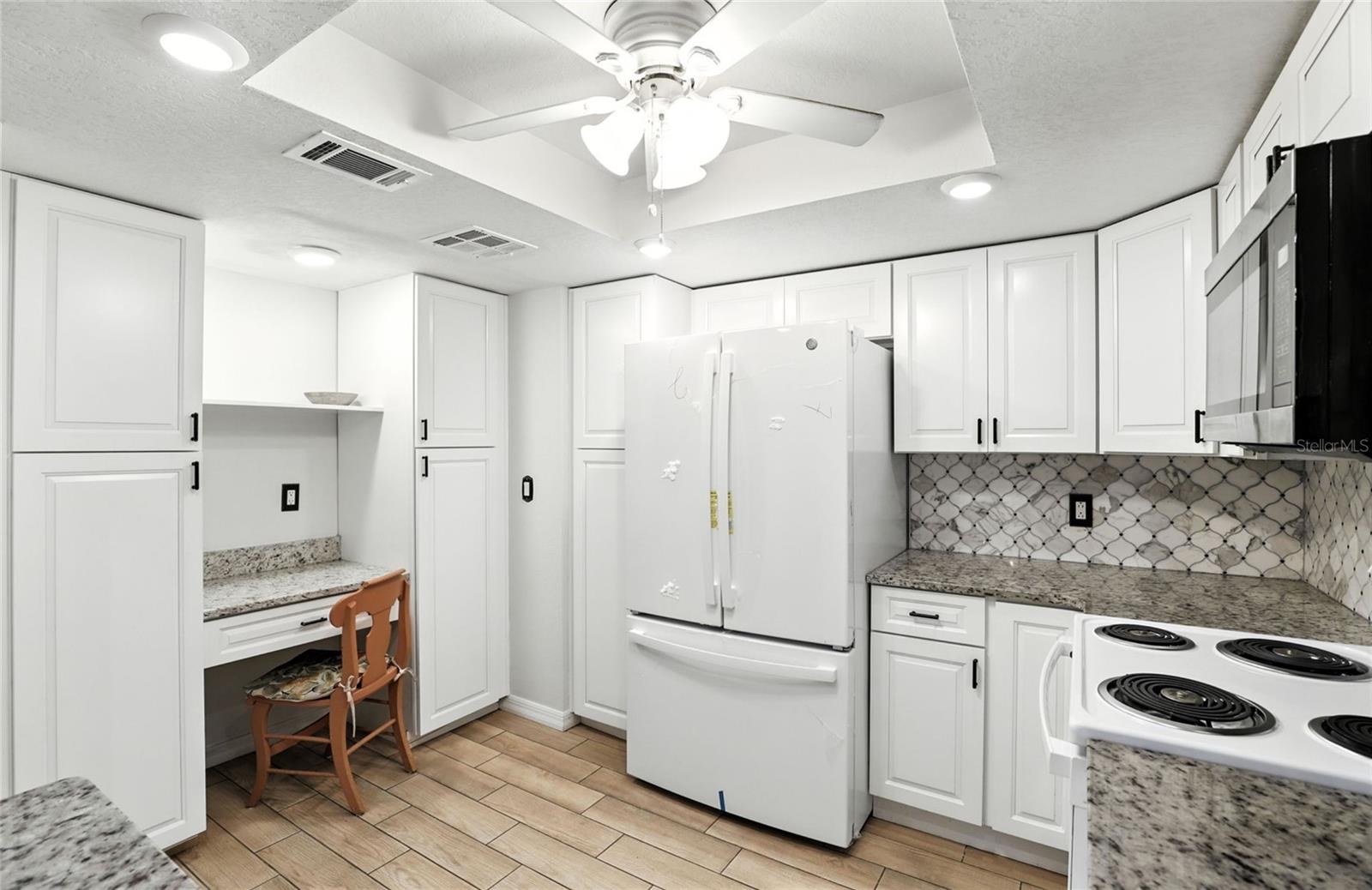 Image 8 of 33 For 149 Northshore Circle