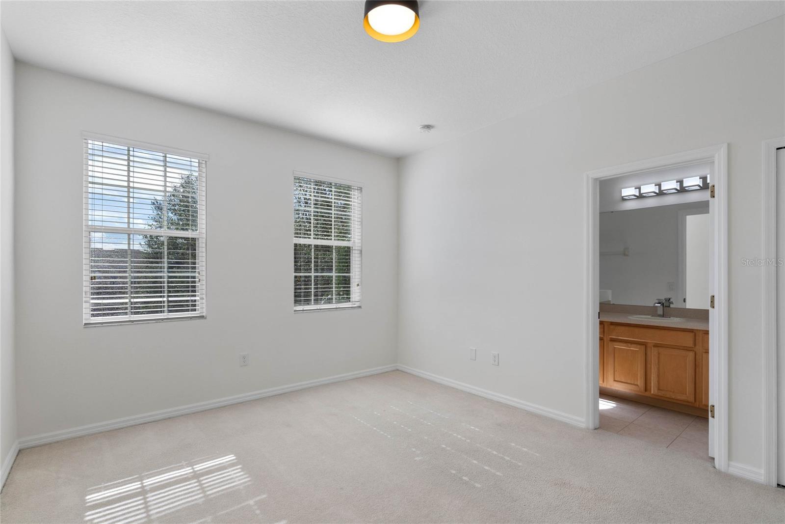 Image 12 of 20 For 102 Chelsea Drive