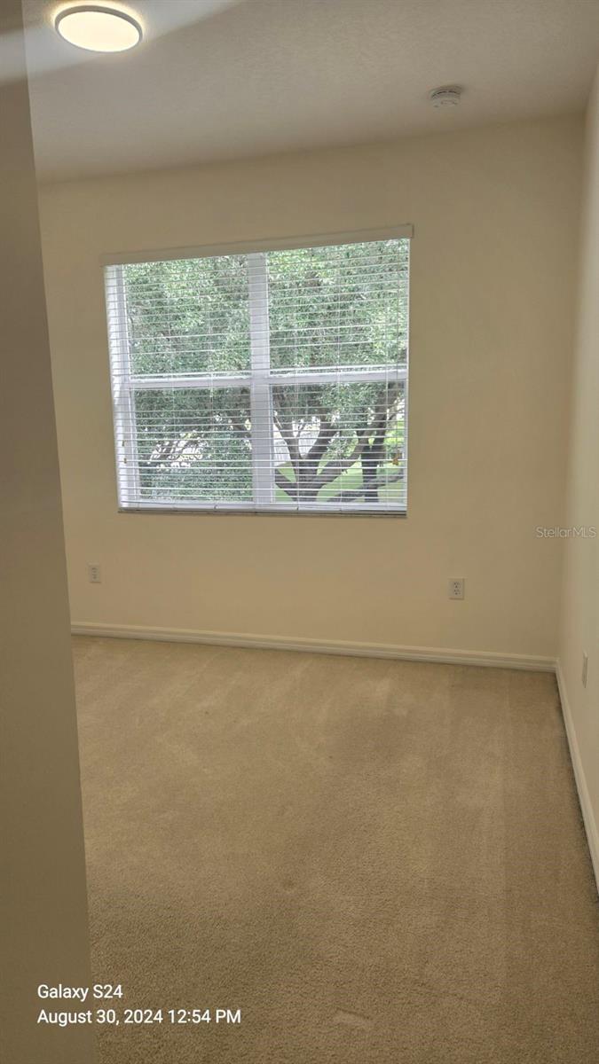 Image 16 of 20 For 102 Chelsea Drive
