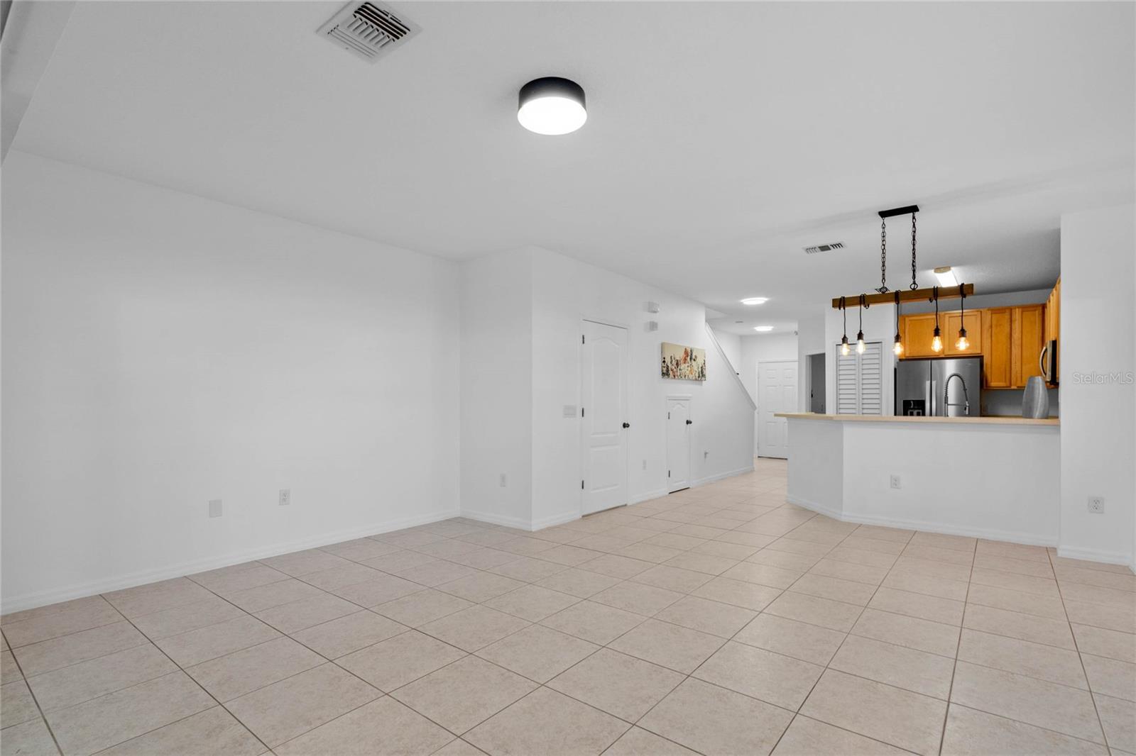Image 5 of 20 For 102 Chelsea Drive