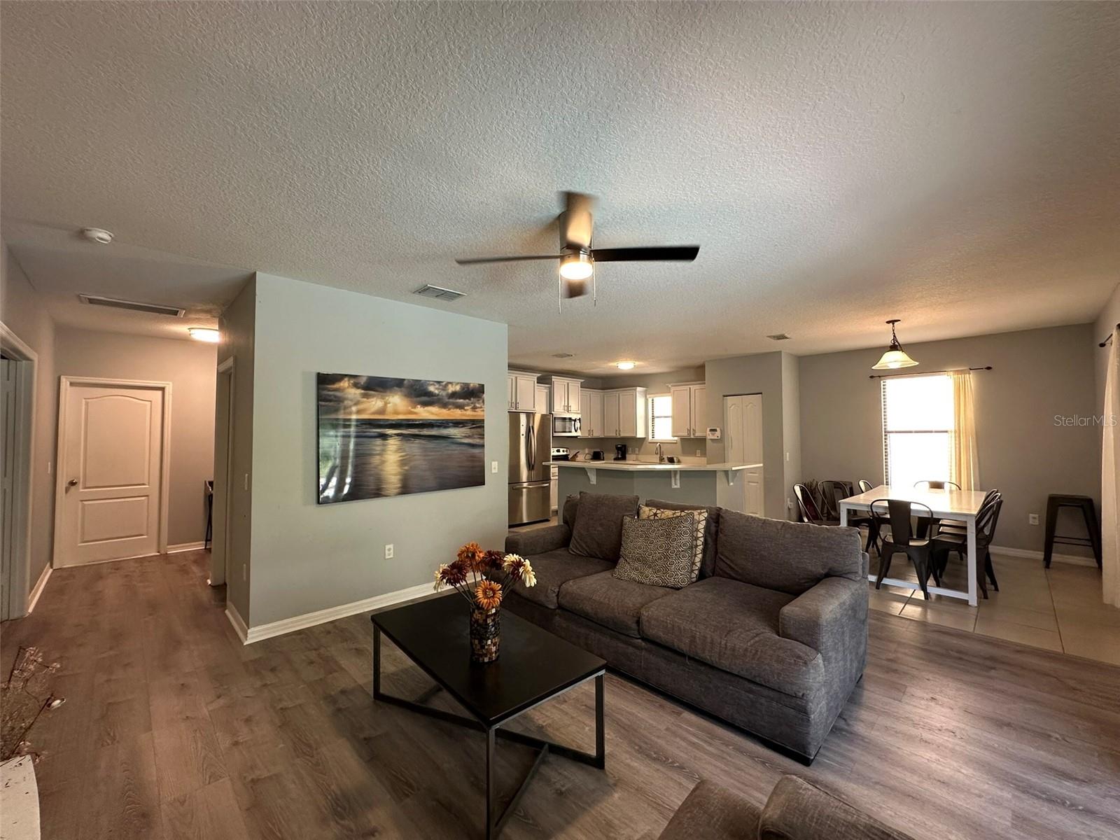 Image 21 of 44 For 1025 Cypress Pointe Boulevard