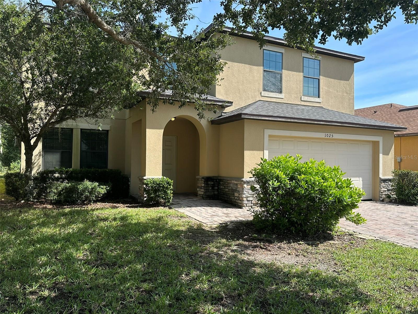 Image 4 of 44 For 1025 Cypress Pointe Boulevard
