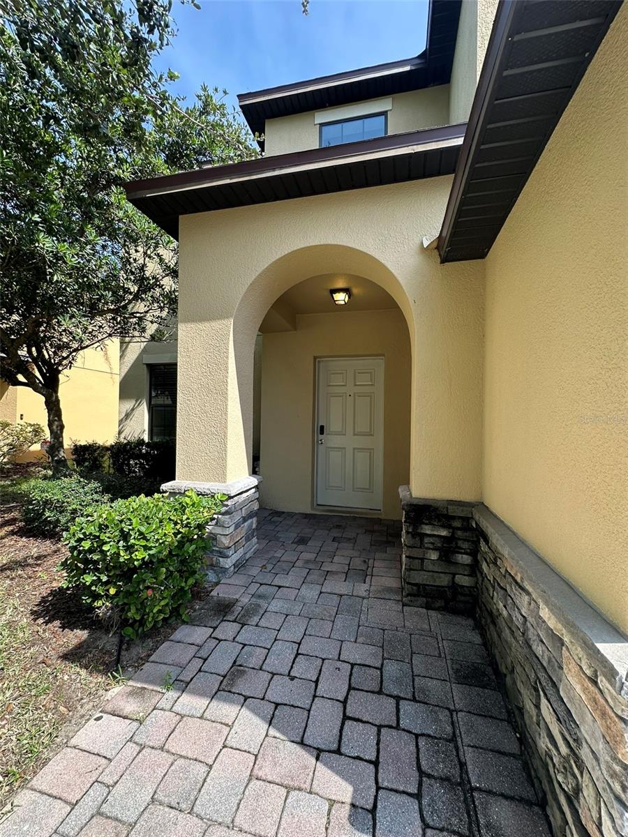 Image 6 of 44 For 1025 Cypress Pointe Boulevard