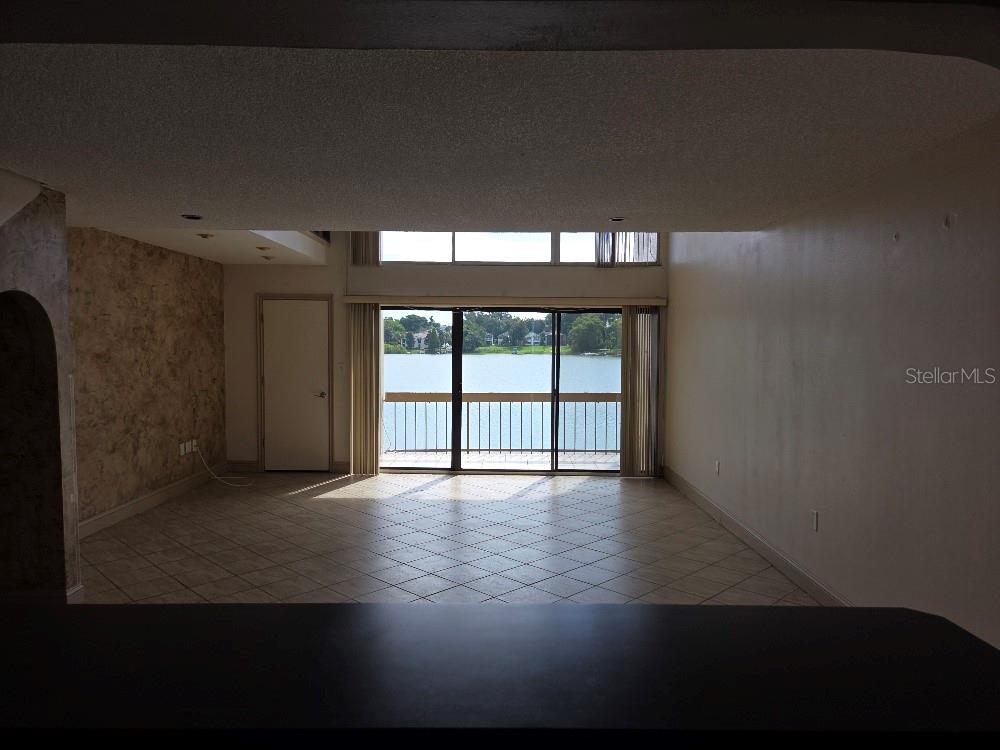 Image 21 of 29 For 622 Orange Drive 233