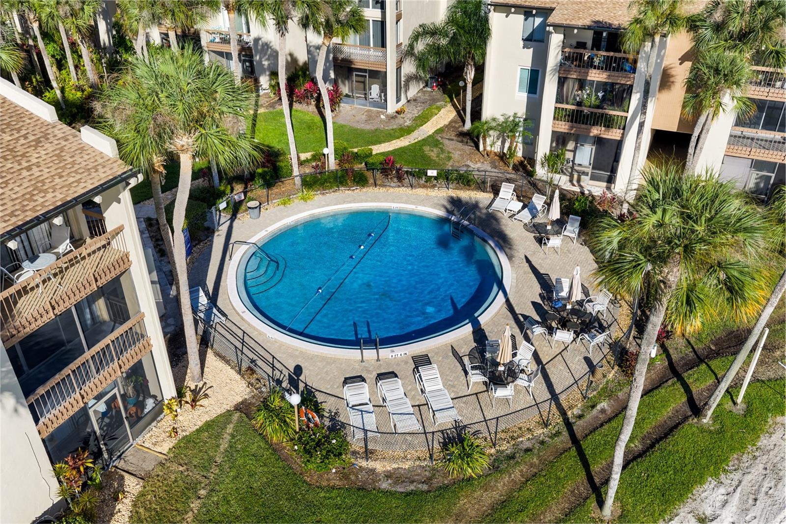 Image 40 of 51 For 622 Orange Drive 233