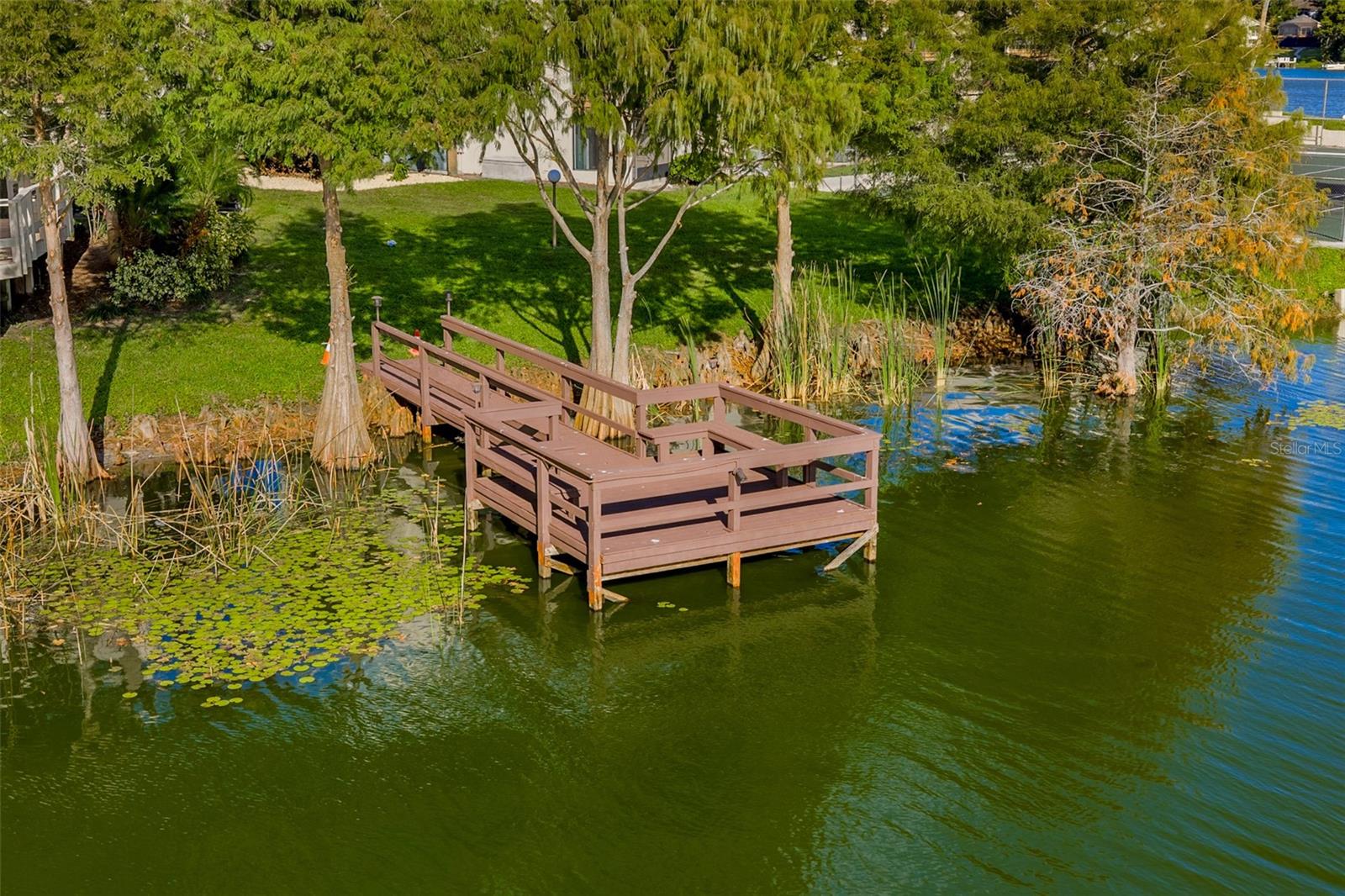 Image 42 of 51 For 622 Orange Drive 233