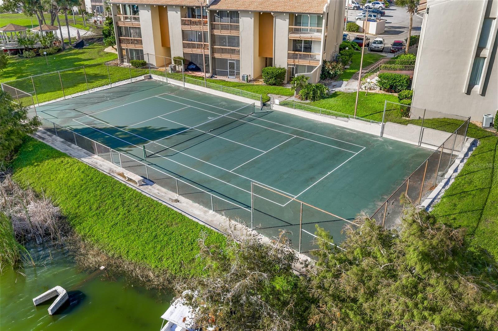 Image 43 of 51 For 622 Orange Drive 233