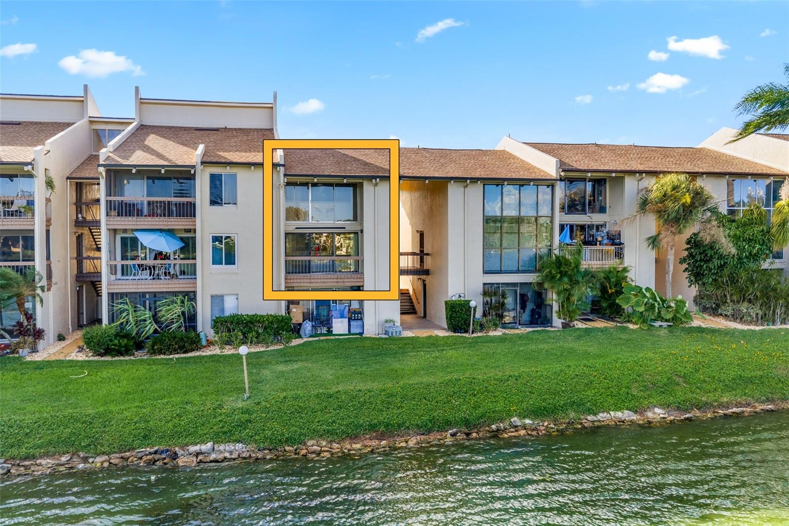 Image 45 of 51 For 622 Orange Drive 233