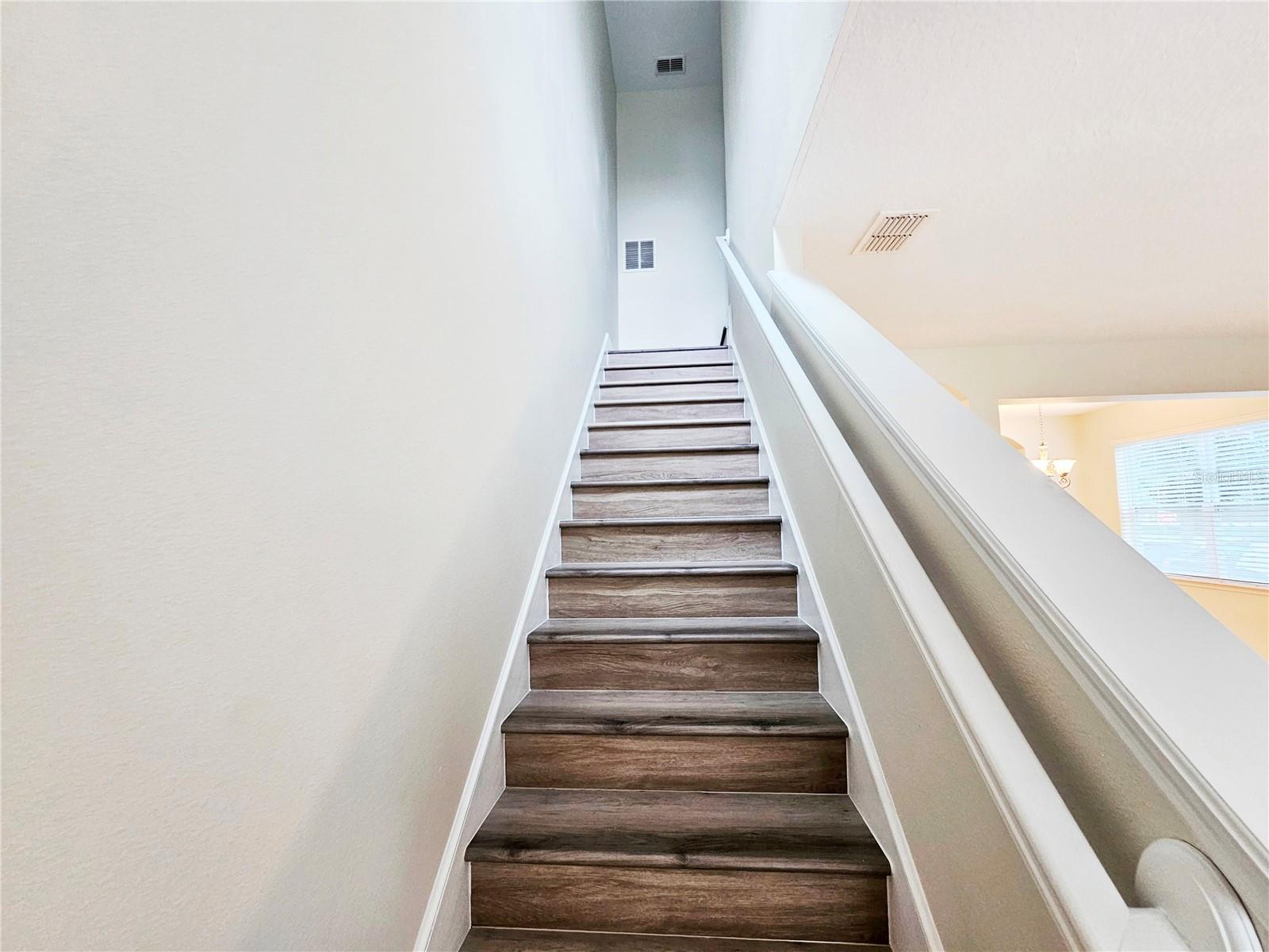 Image 19 of 39 For 12754 Garridan Avenue