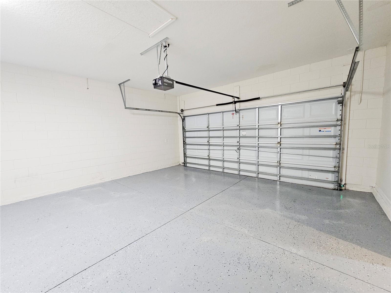 Image 32 of 39 For 12754 Garridan Avenue
