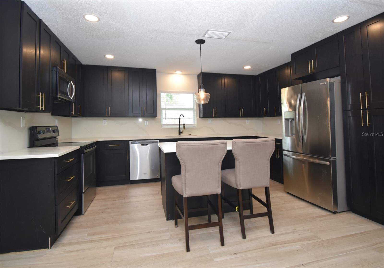 Image 12 of 20 For 711 20th Street