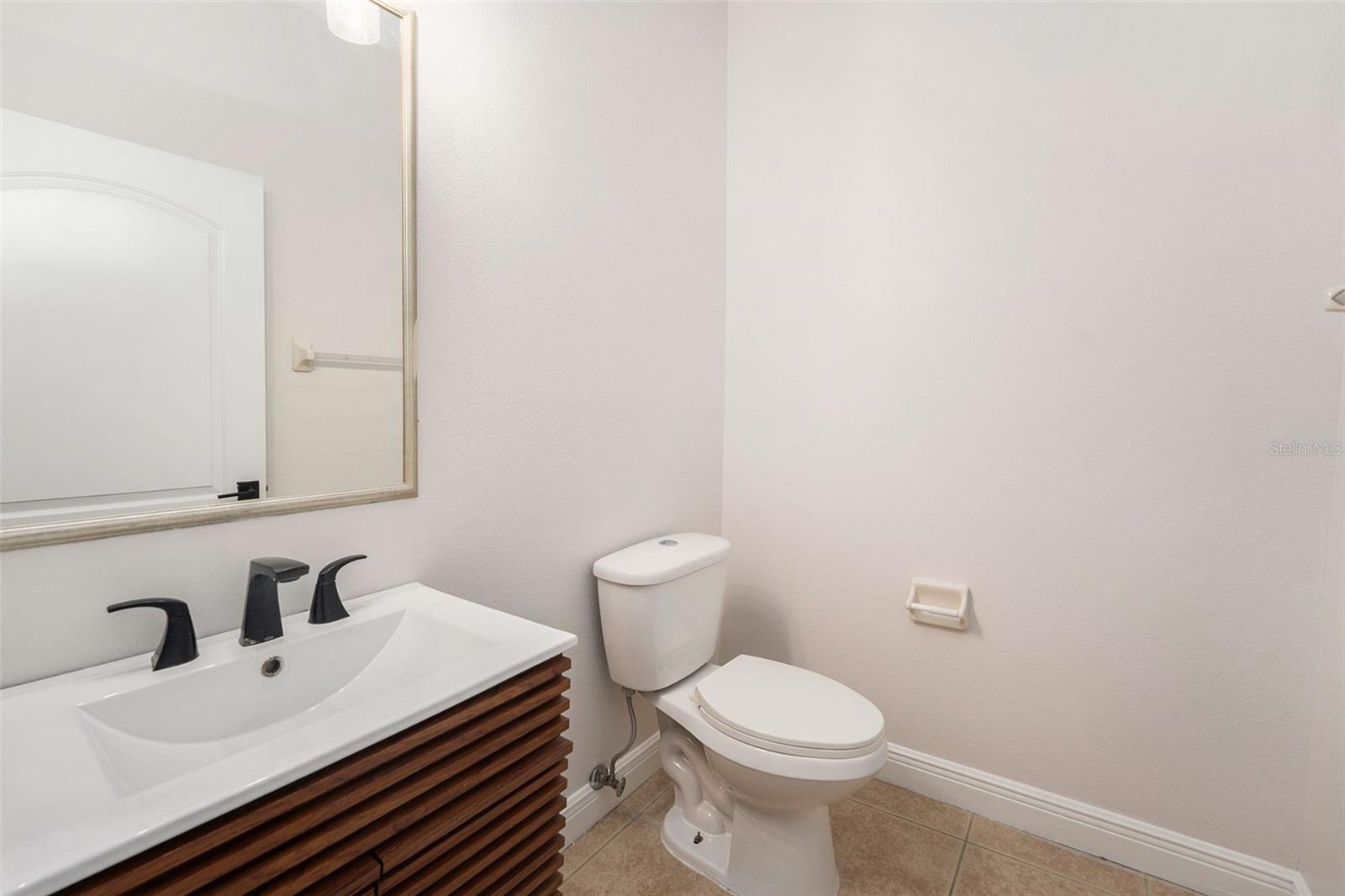 Image 21 of 25 For 139 Athenian Way