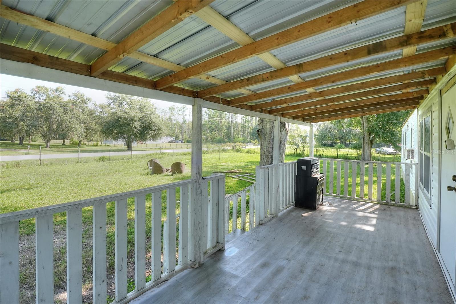 Image 23 of 43 For 12552 Farmettes Road