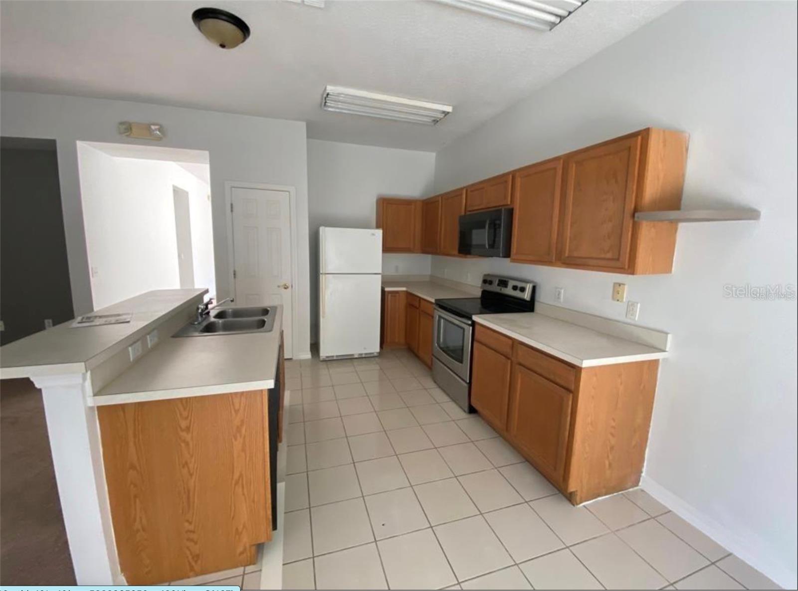 Image 4 of 11 For 2741 Portchester Court