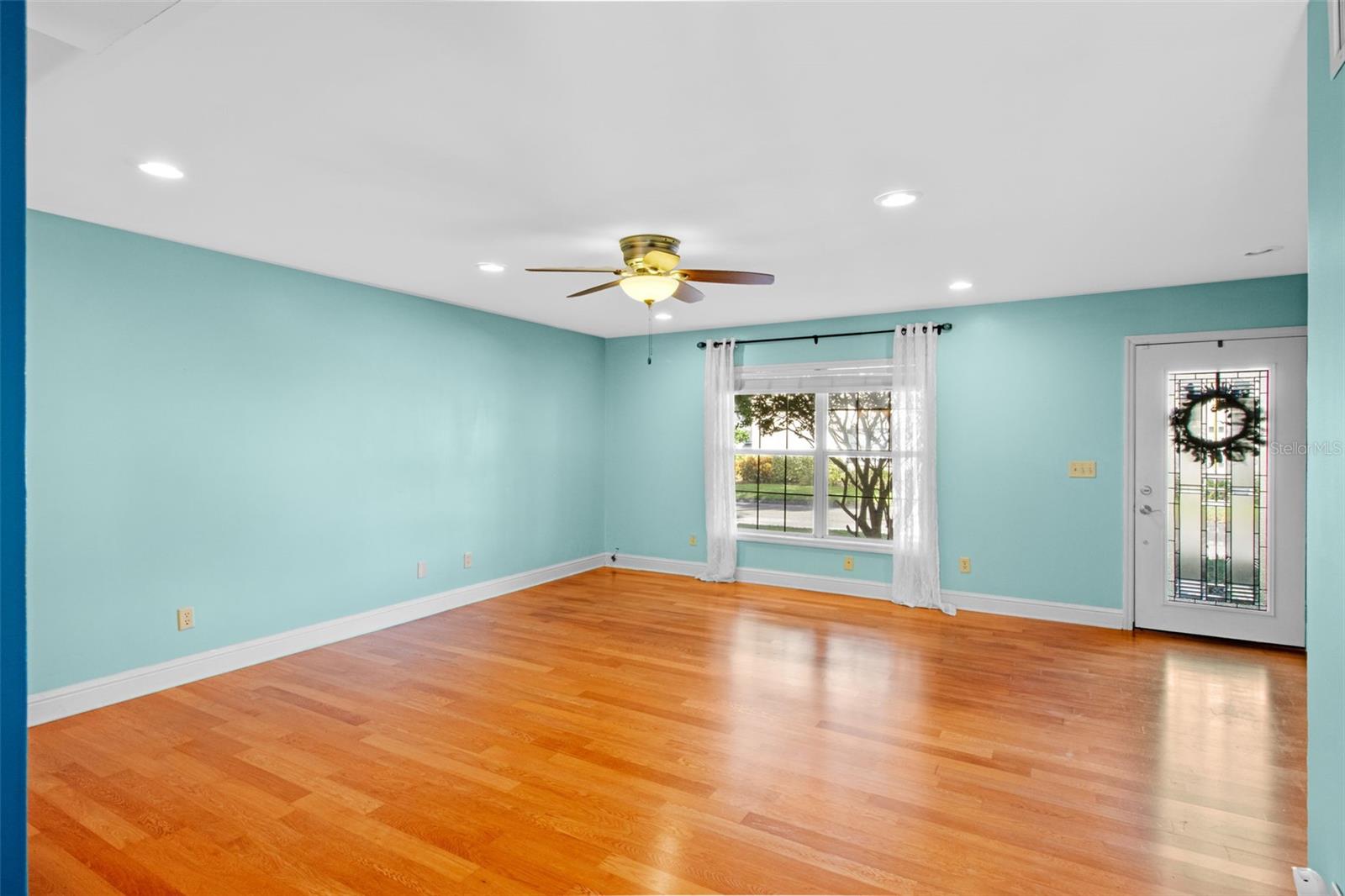 Image 3 of 35 For 2308 Carolina Avenue