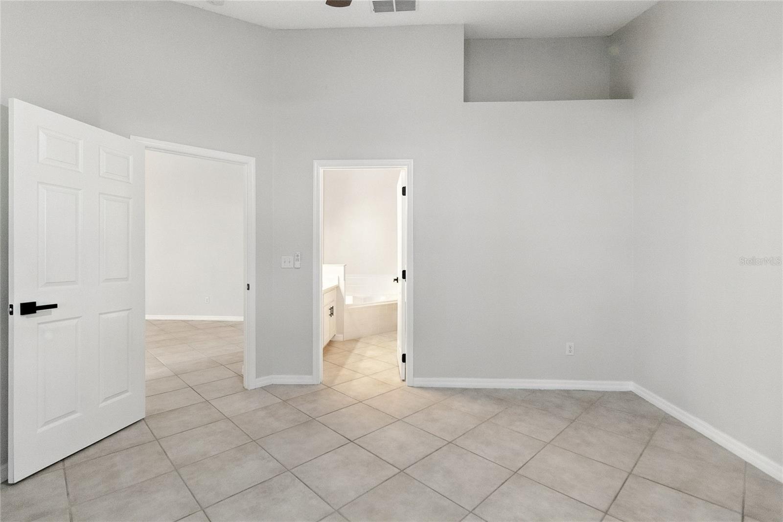 Image 10 of 23 For 2445 Saint Augustine Boulevard